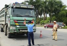 Thanh tra giao thông và Cảnh sát giao thông có giống nhau không? Các nhiệm vụ và quyền hạn của Thanh tra giao thông và Cảnh sát giao thông được quy định như thế nào?