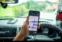 Tổng đài có thể tư vấn luật giao thông cho người nước ngoài không?