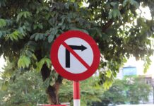 Nhóm biển báo cấm